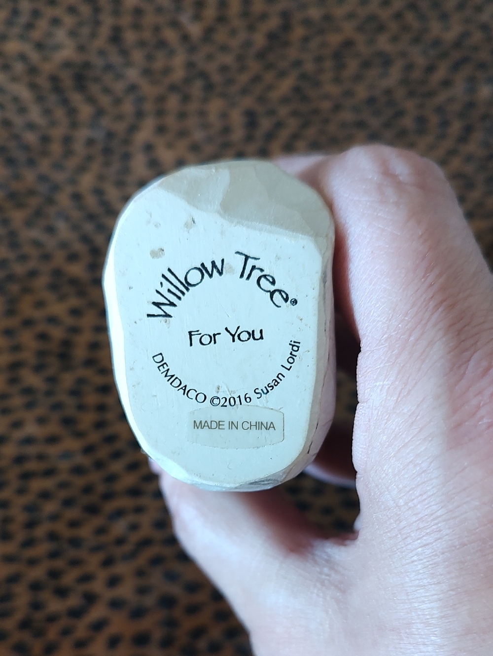 Willow Tree White Figurine with Yellow Flower Accent - Picture 5 of 5